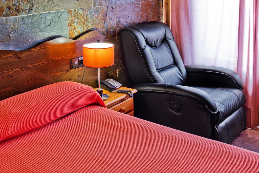 Hotel Dona Blanca Albarracín Rom bilde