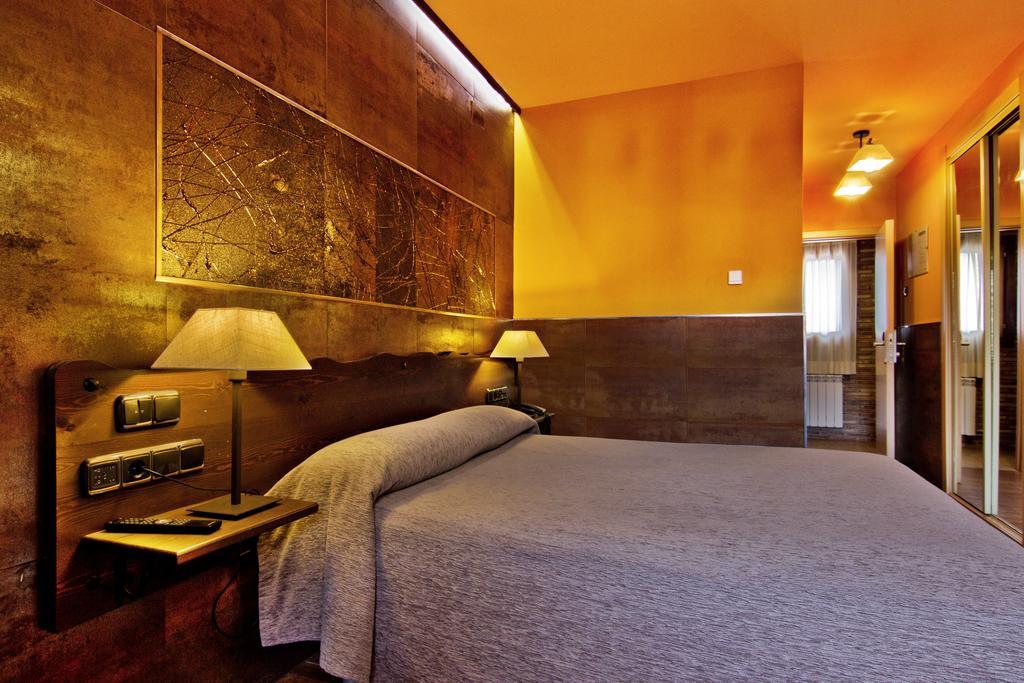 Hotel Dona Blanca Albarracín Rom bilde
