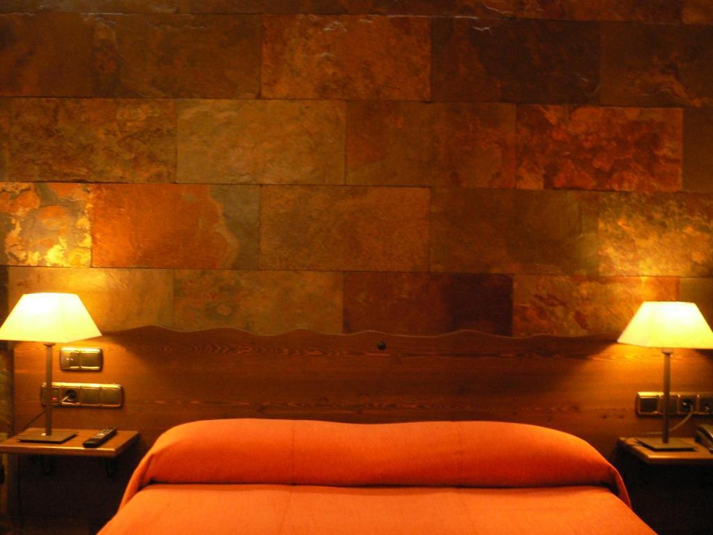 Hotel Dona Blanca Albarracín Rom bilde