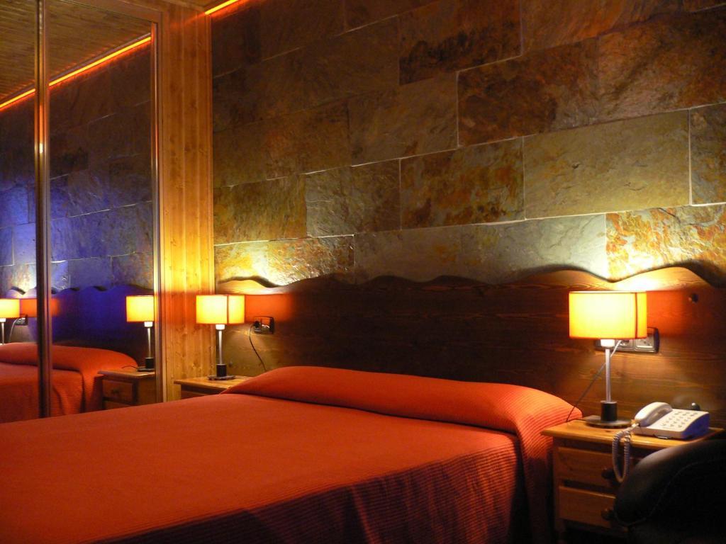 Hotel Dona Blanca Albarracín Rom bilde
