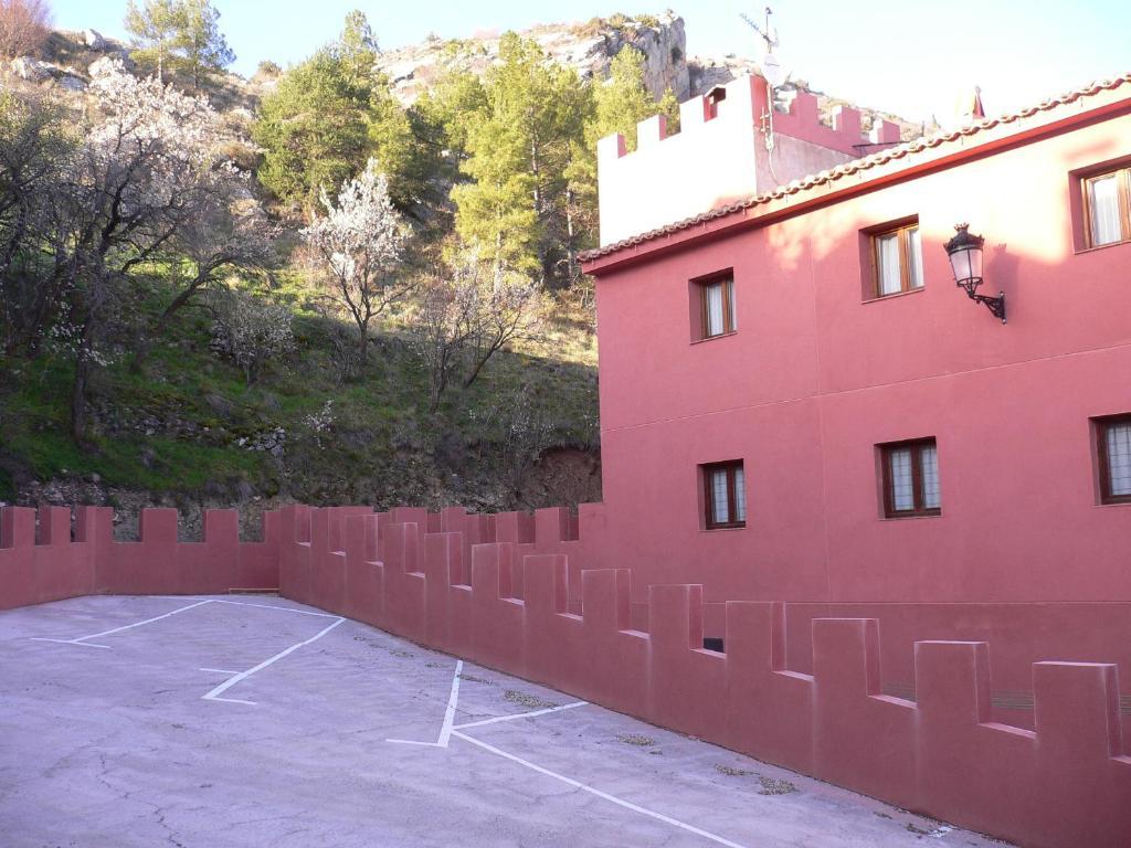 Hotel Dona Blanca Albarracín Eksteriør bilde