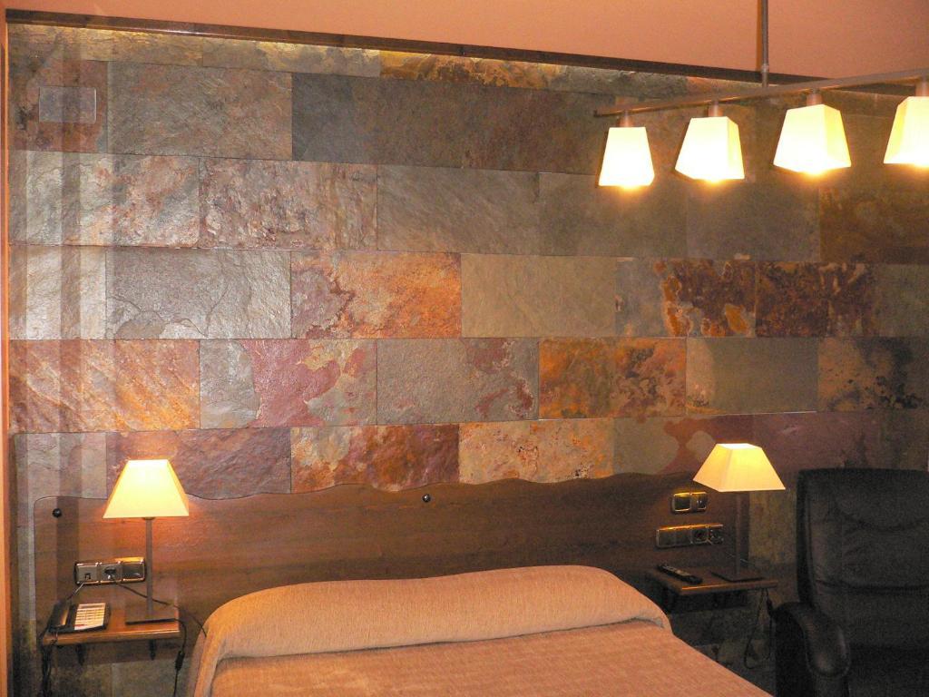 Hotel Dona Blanca Albarracín Eksteriør bilde