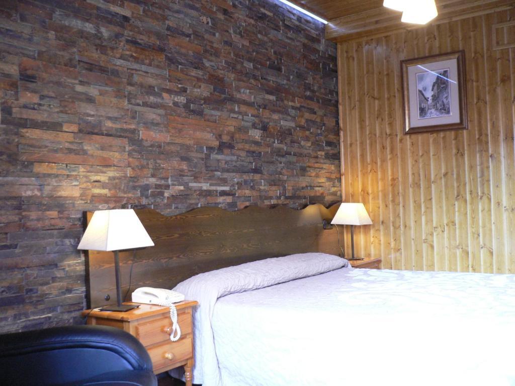 Hotel Dona Blanca Albarracín Eksteriør bilde