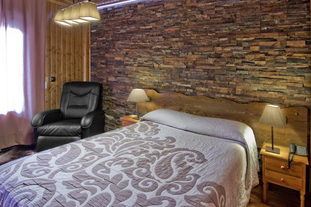 Hotel Dona Blanca Albarracín Eksteriør bilde