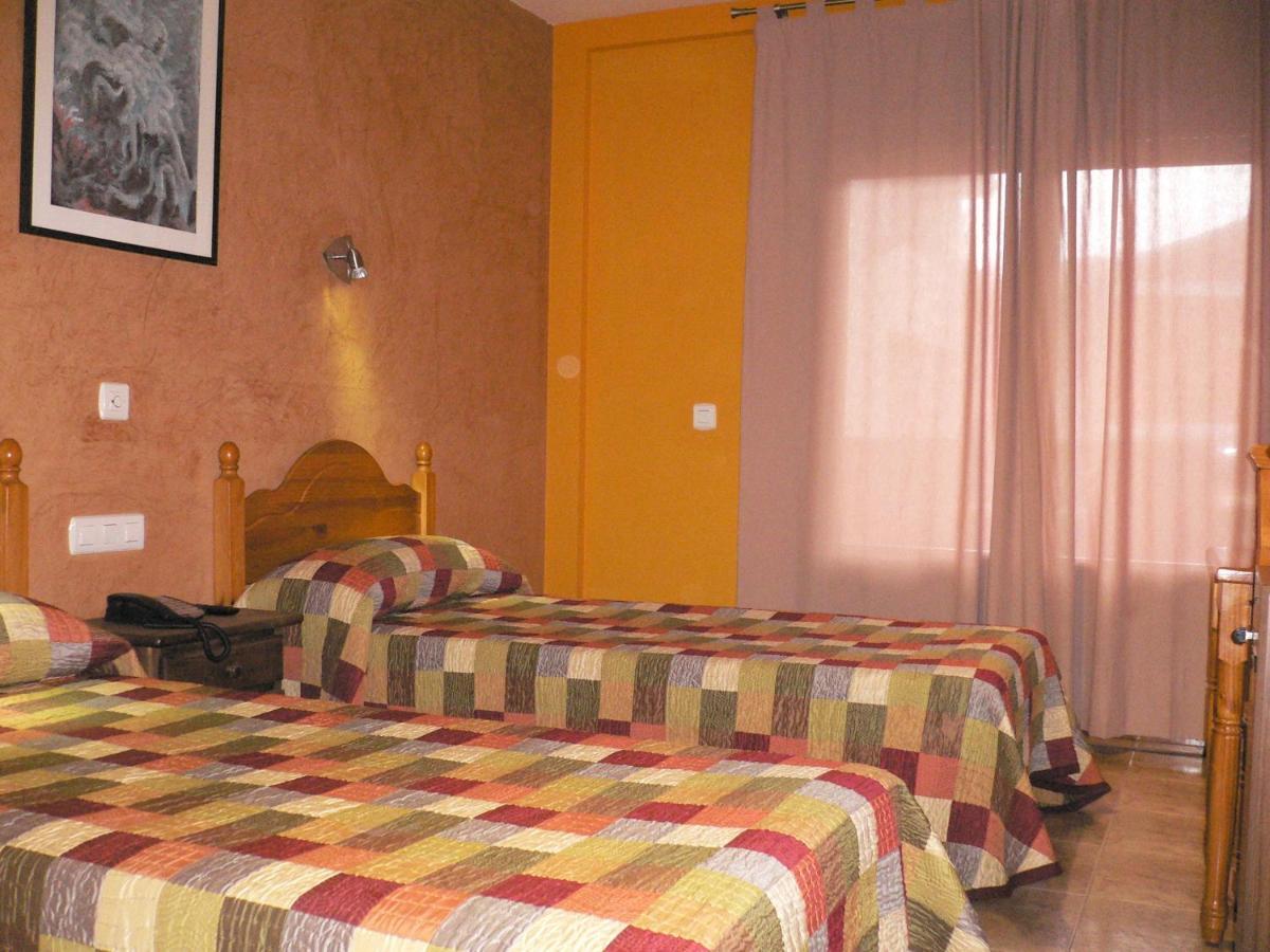Hotel Dona Blanca Albarracín Rom bilde